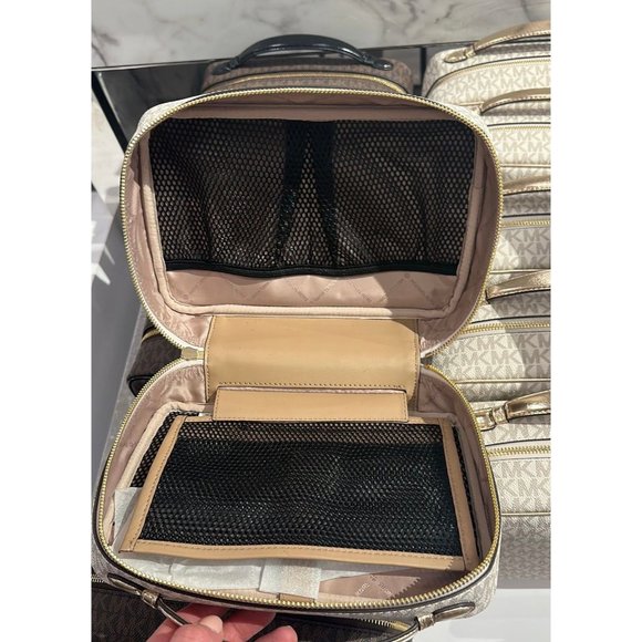 Michael Kors Travel Pouch JST Large Hanging Toiletry Case MK Pale Gold Multi - Picture 3 of 5